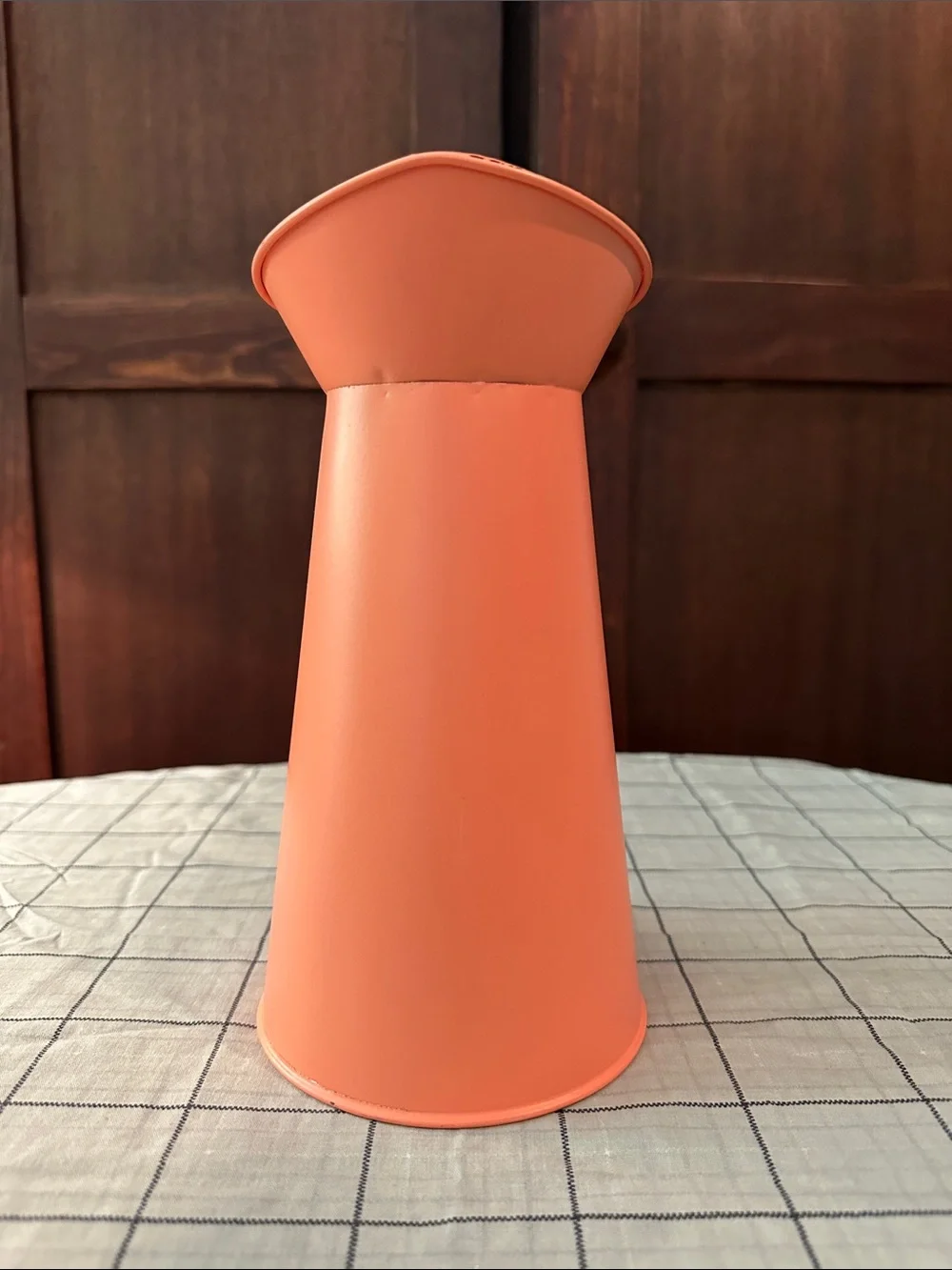 Salmon colored metal pitcher vase - Picture 4 of 5